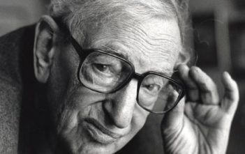 Hobsbawm : le Professeur rejoint l’Establishment (3e partie)