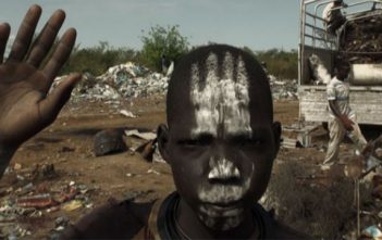 « Nous venons en amis », documentaire d’Hubert Sauper – Réquisitoire contre la colonisation