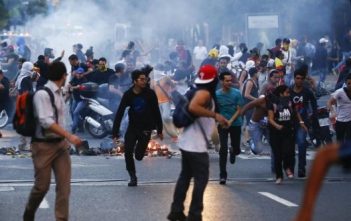 Le Venezuela sombre dans le chaos
