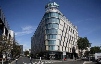 Solidarité avec les travailleurs de Holiday Inn de Clichy-la-Garenne
