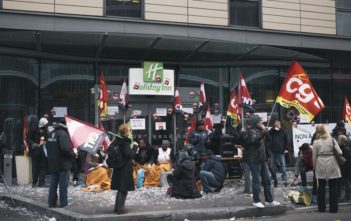 Holiday Inn, Clichy : victoire des grévistes après une lutte exemplaire de 111 jours !