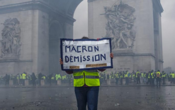 Macron, ce rassembleur contre lui-même …